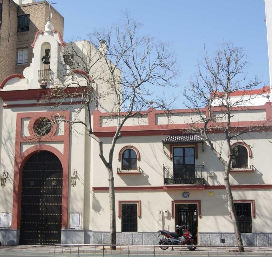 Apartamento Puerta Carmona Севилья Экстерьер фото